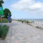 Oase Mit Meerblick, Schwimmbad & Nahe Hansapark, Kostenlos Parken Daire Sierksdorf