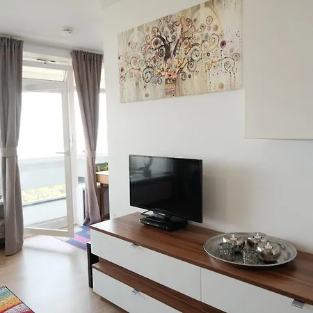 Apartment Oase Mit Meerblick, Schwimmbad & Nahe Hansapark, Kostenlos Parken